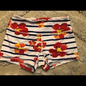 Women’s floral savage barbell booty shorts- xs